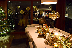 A SPARKLING NEW YEARS